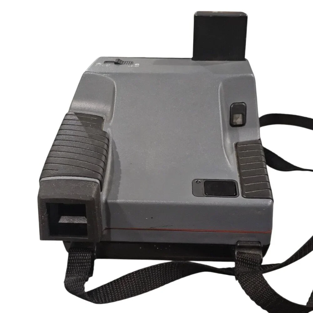 VTG Polaroid Camera 600 Impulse Instant Untested W Film Dead Battery‎ Retro